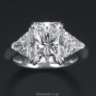Princess/Trilliant Cut Diamond Ring